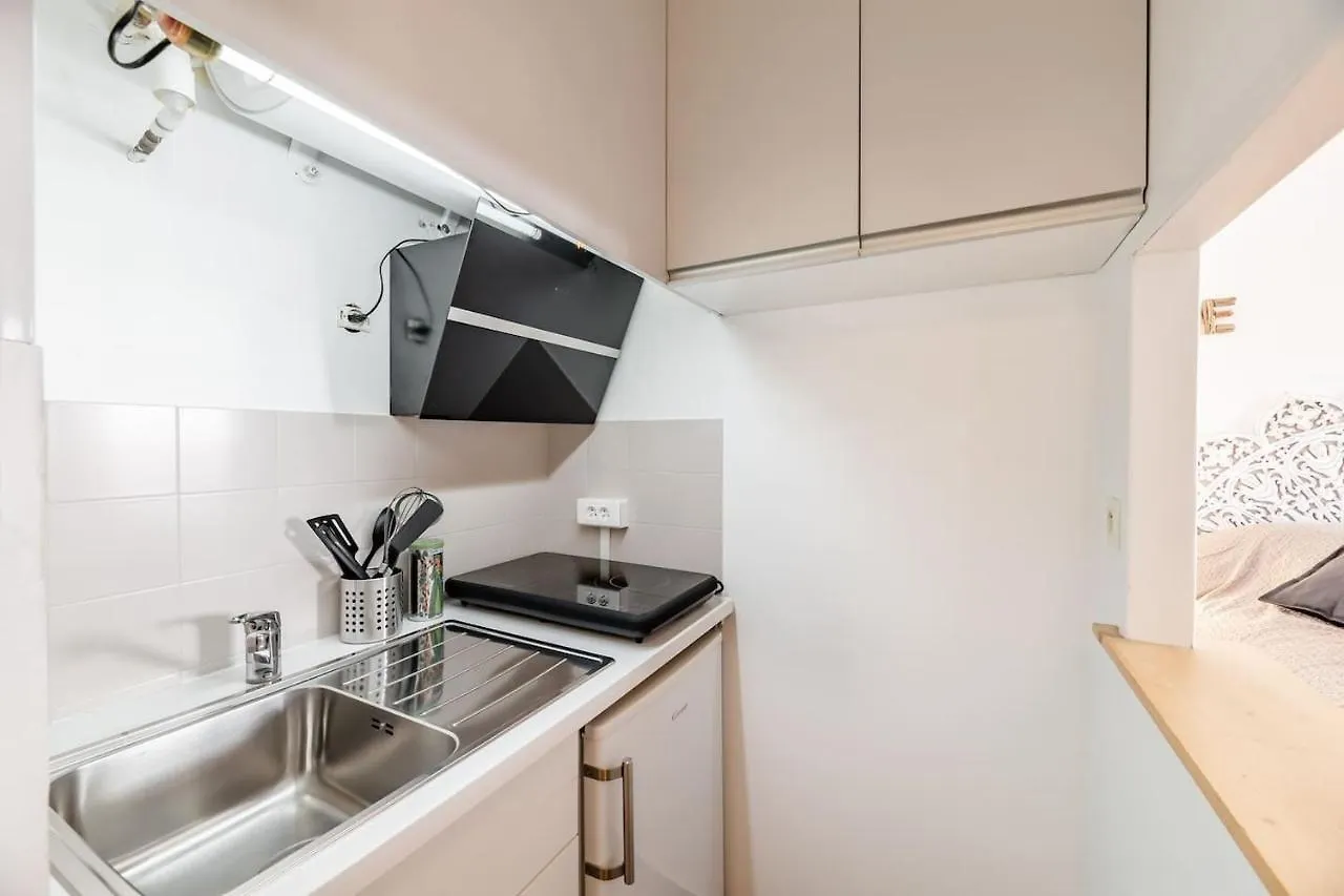 Studio Centre Ville Avec Parking Sanary-sur-Mer France